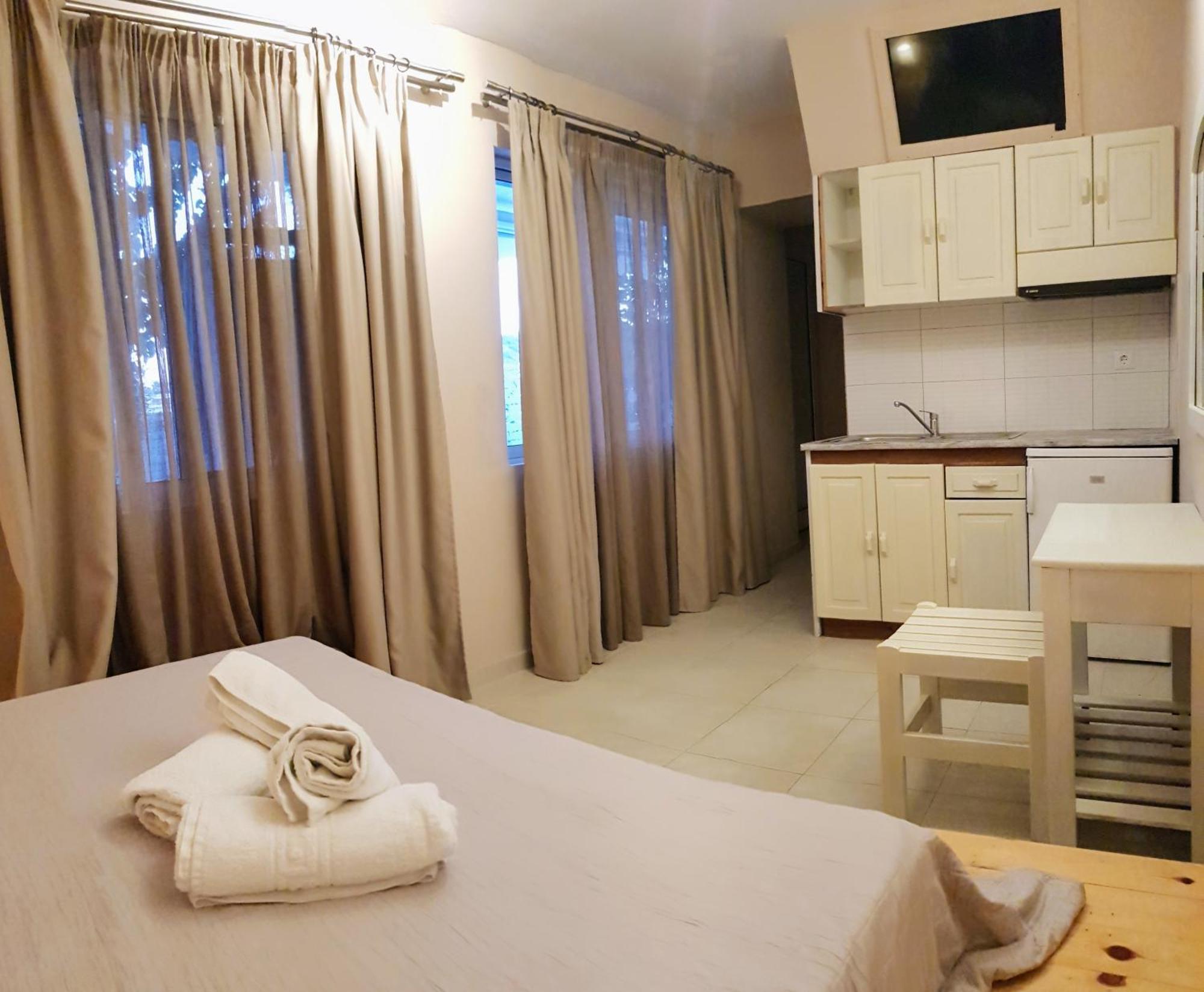 بوليخرونو Anemos Hotel المظهر الخارجي الصورة